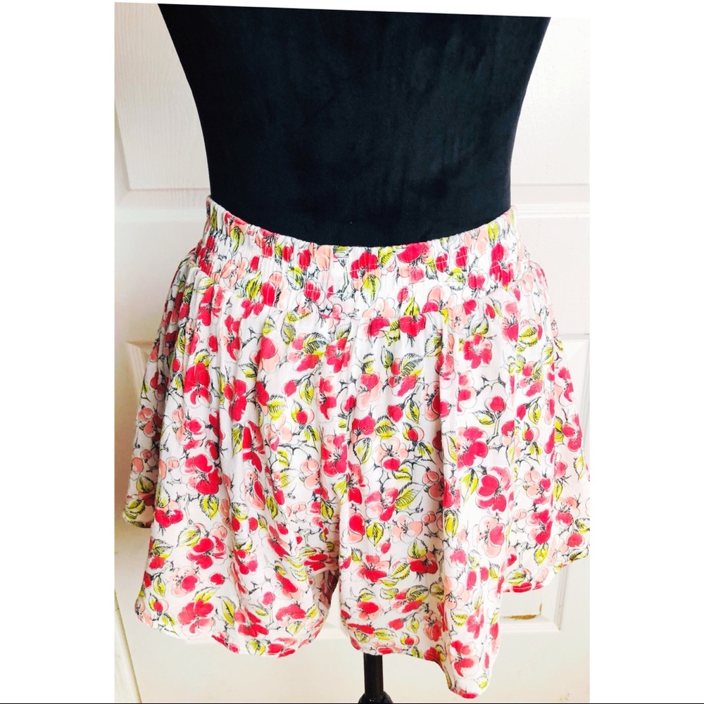 Olsenboye lined pink and green floral skort